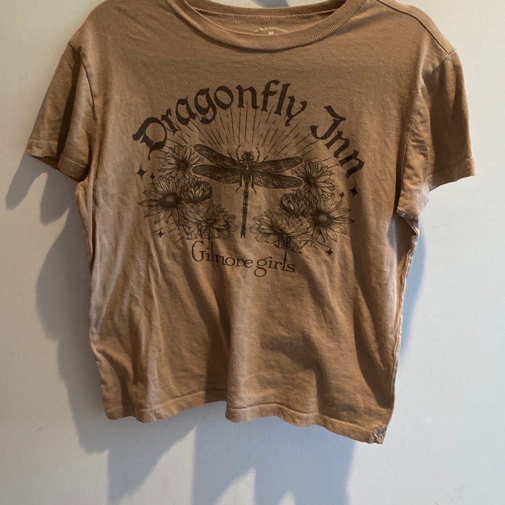 Gilmore Girls Dragonfly Inn Graphic Tee - Tan